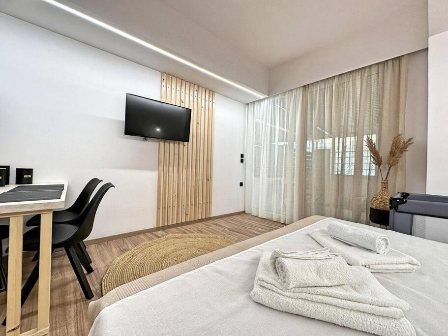 Oasis Luxury Apartments Erétria Esterno foto
