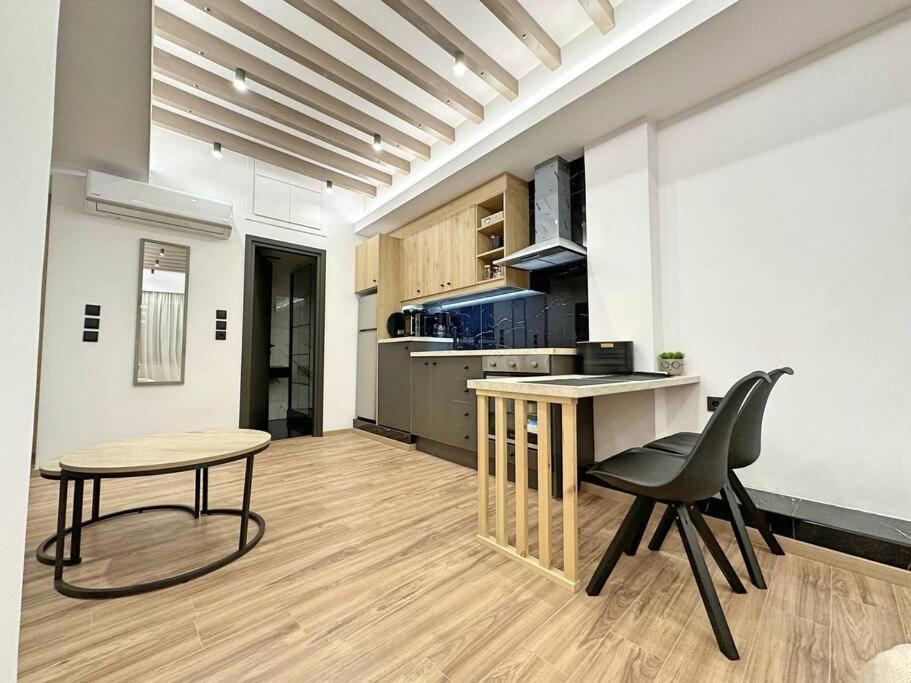 Oasis Luxury Apartments Erétria Esterno foto
