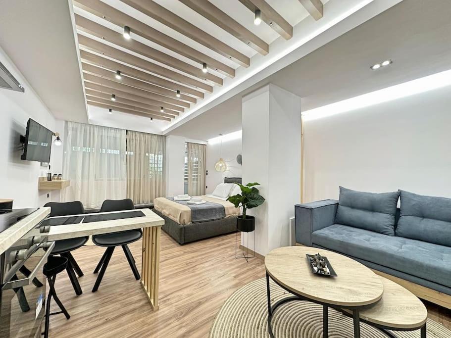 Oasis Luxury Apartments Erétria Esterno foto